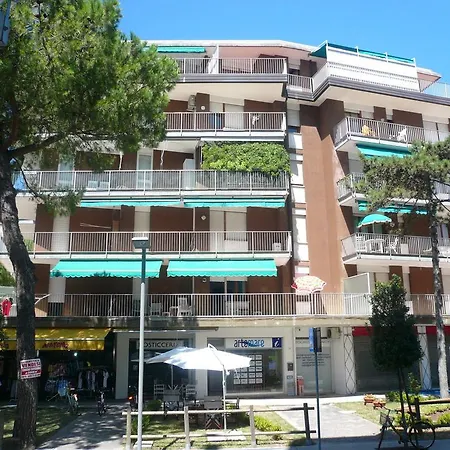Residence Oceanico Lignano Sabbiadoro Exterior foto